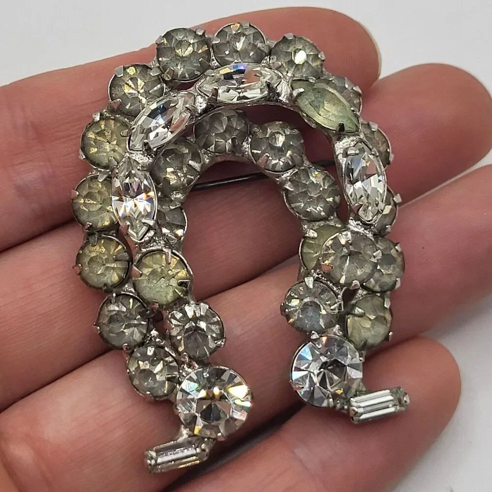 Vntg 50s Prong Set Rhinestone Lucky Horseshoe Silver Tone Brooch Pin 2in